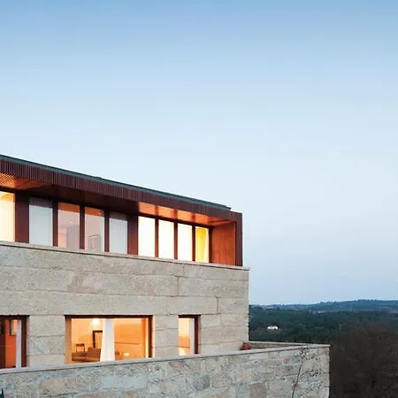 Seven Books House * Карразеда-ди-Ансиайнш