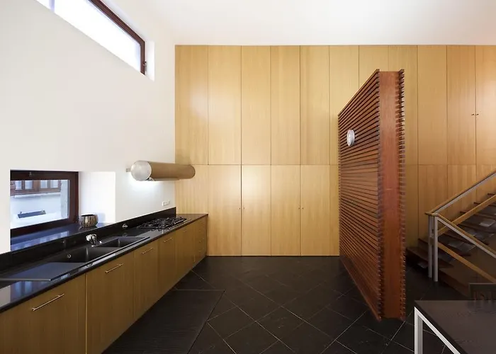 Seven Books House Landhaus *